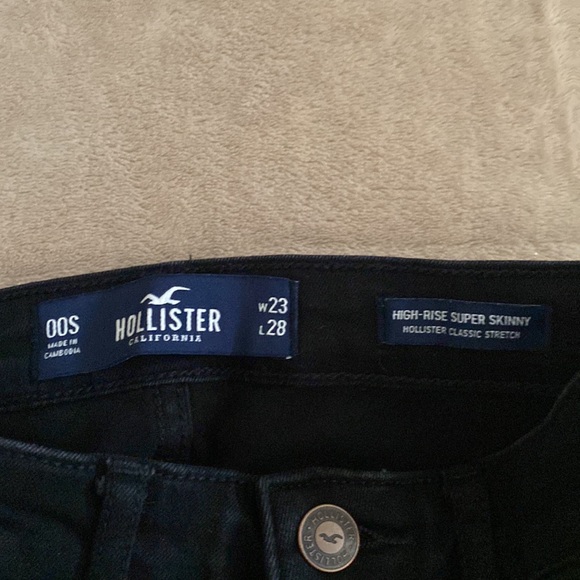 Hollister Jeans - Picture 4 of 5